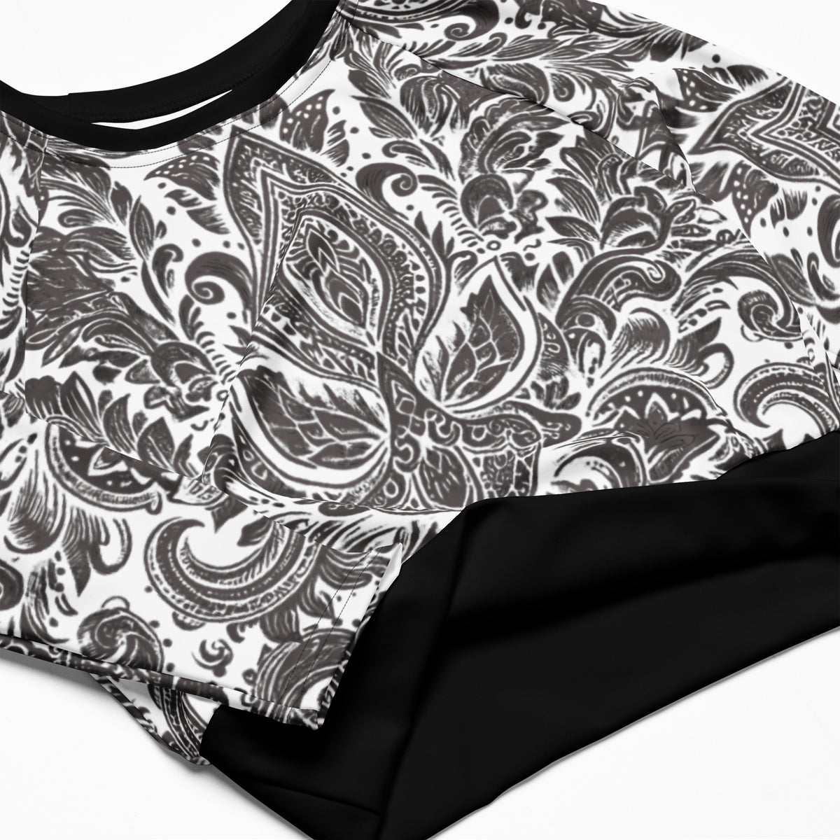 ONYX long-sleeve crop top