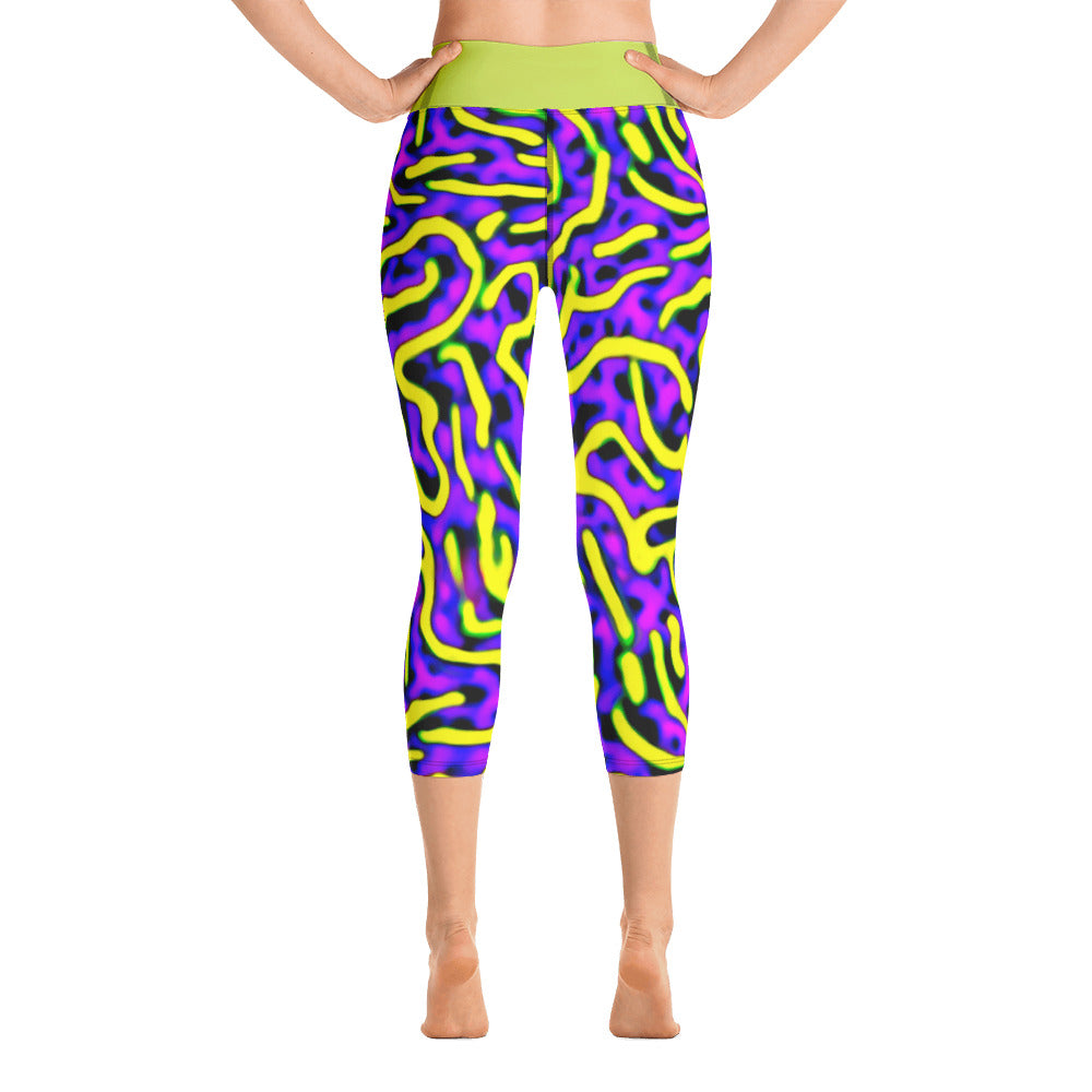 Quantum Yoga Capri Leggings (contrast waistband)