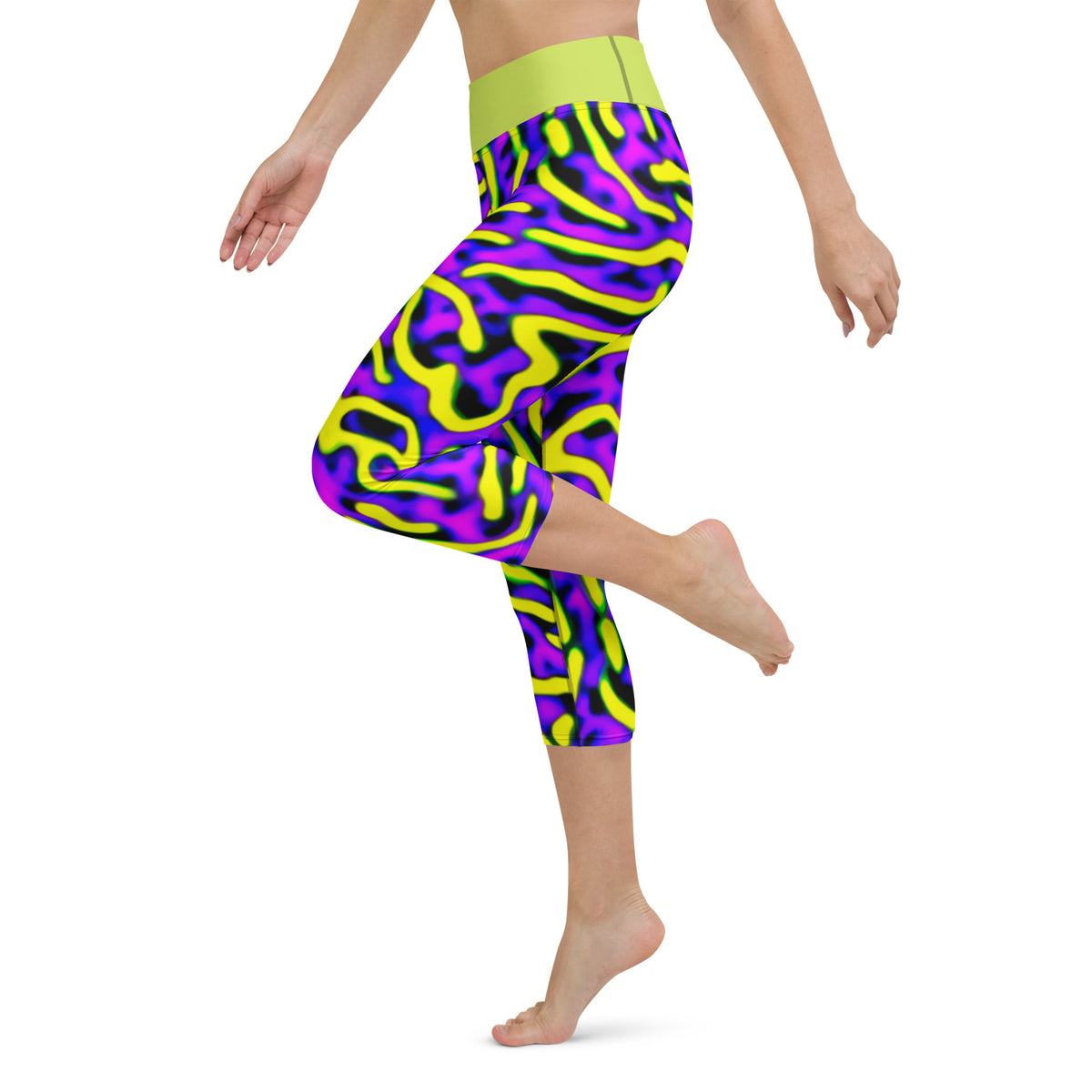 Quantum Yoga Capri Leggings (contrast waistband)